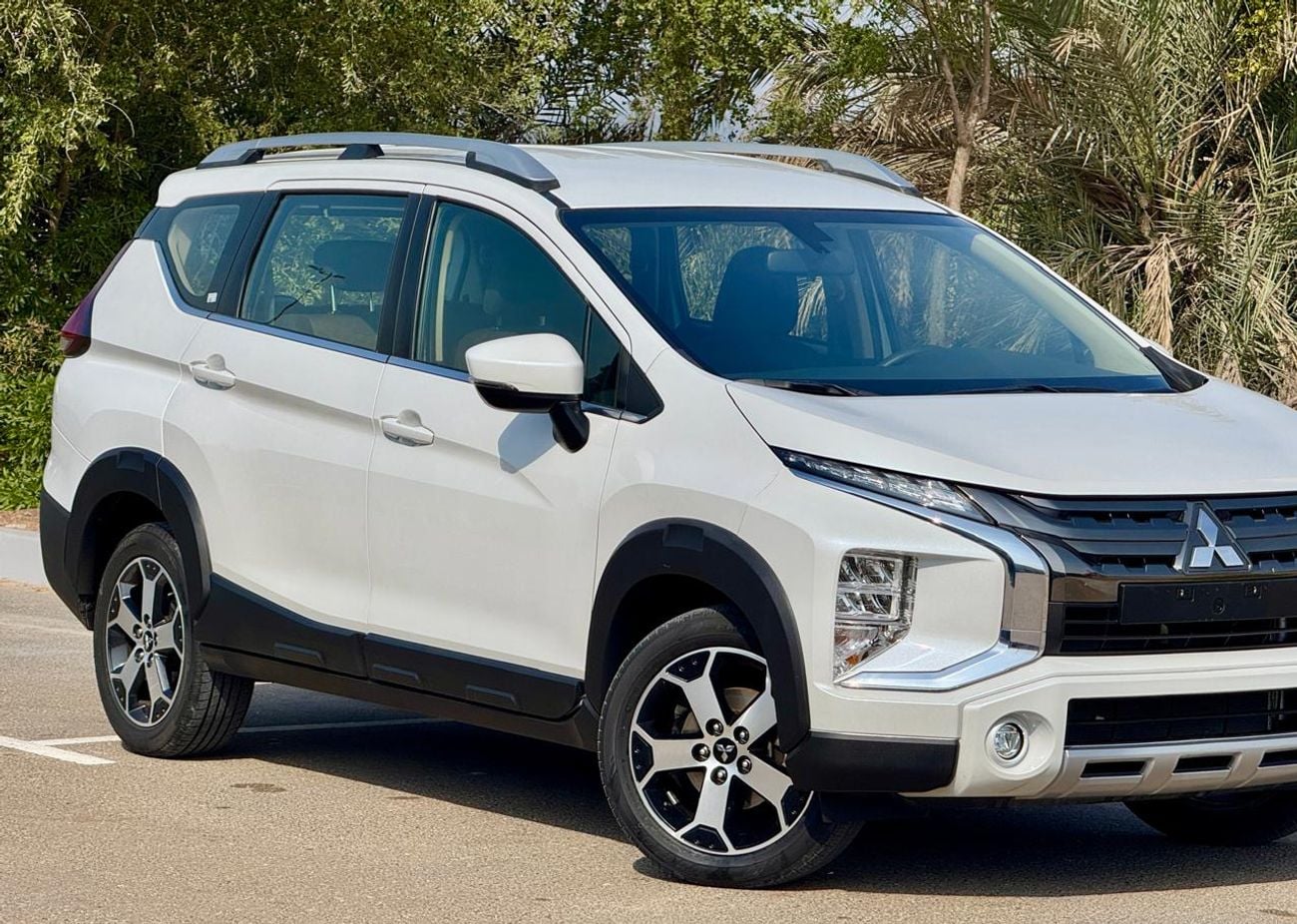 ميتسوبيشي إكسباندر كروس 860-Monthly l GCC l 1.5L, Cruise, Camera l Accident Free