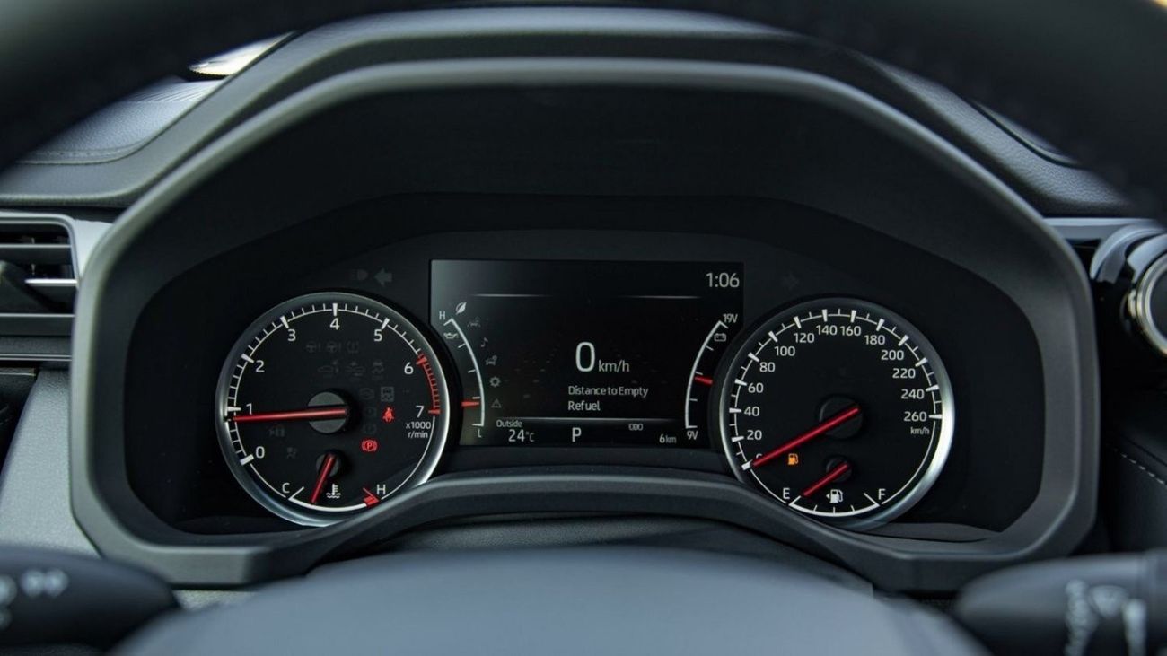 Toyota Land Cruiser LAND CRUISER VX 4.0L V6 PETROL