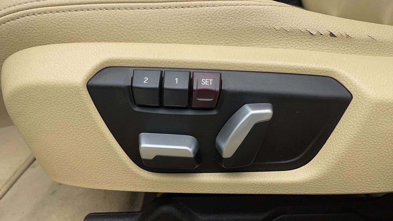 BMW 320i EXECUTIVE 2 | Zero Down Payment | Free Home Test Drive