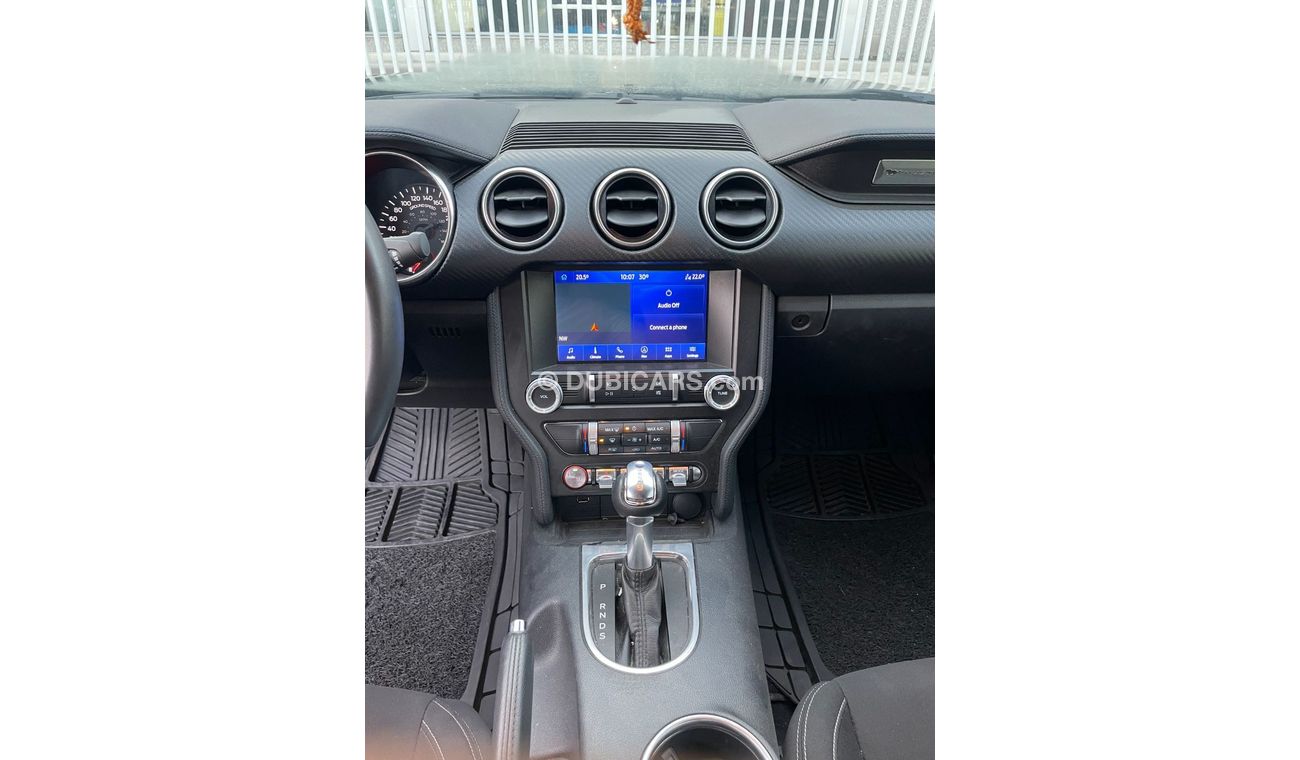 فورد موستانج Canadian importer