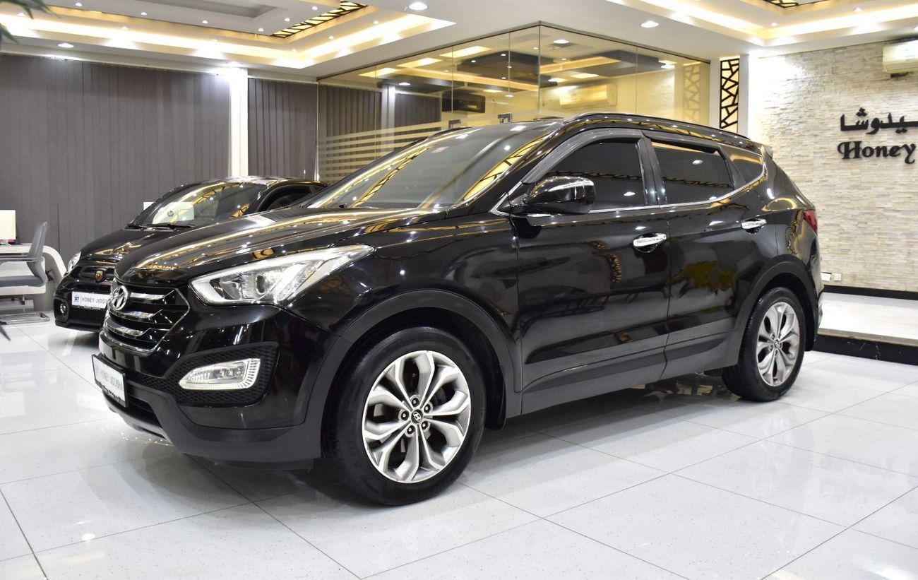 هيونداي سانتا في EXCELLENT DEAL for our Hyundai SantaFe 4WD 3.3L ( 2014 Model ) in Black Color GCC Specs
