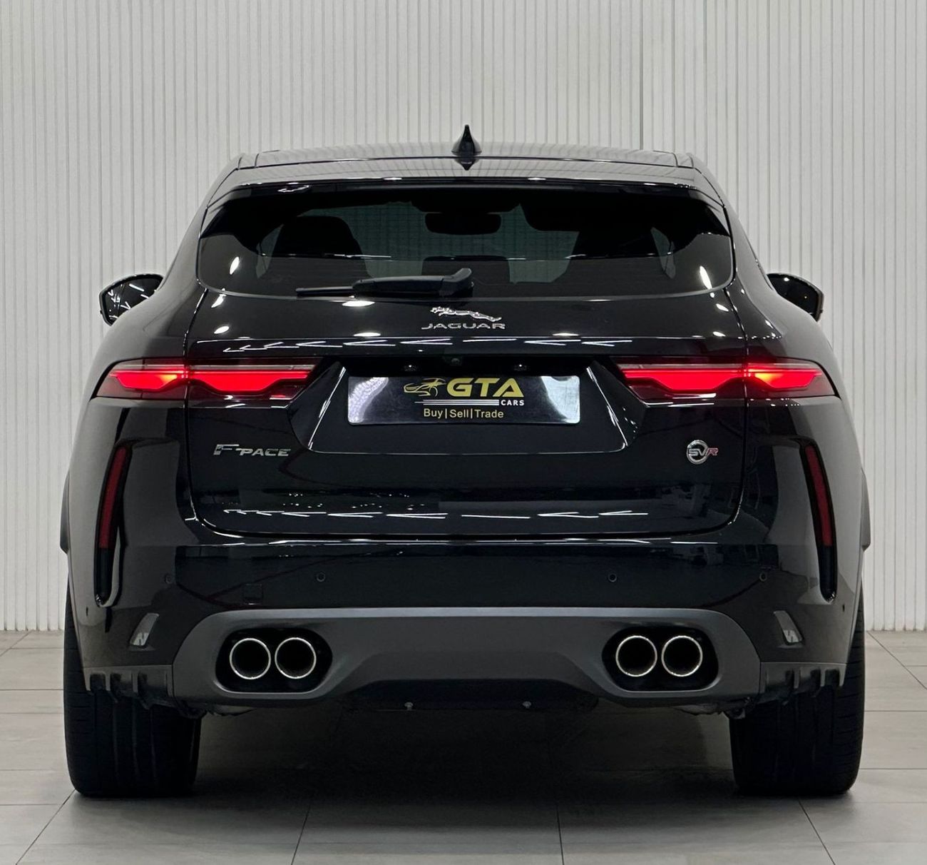 جاكوار F بيس 2022 Jaguar F-PACE SVR , Jaguar Warranty+Service Contract Till Nov 2027, Full Service History, GCC