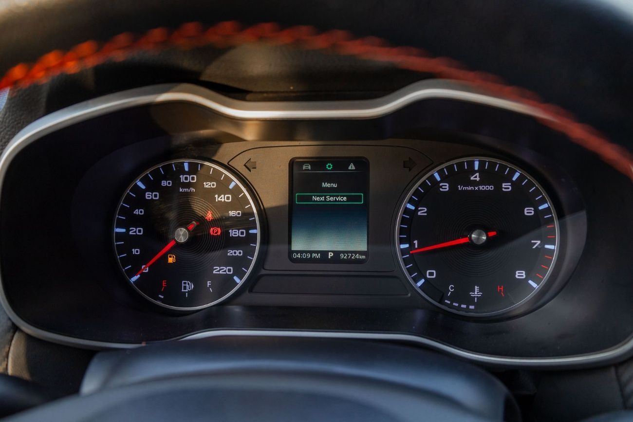 أم جي ZS Std 1.5L