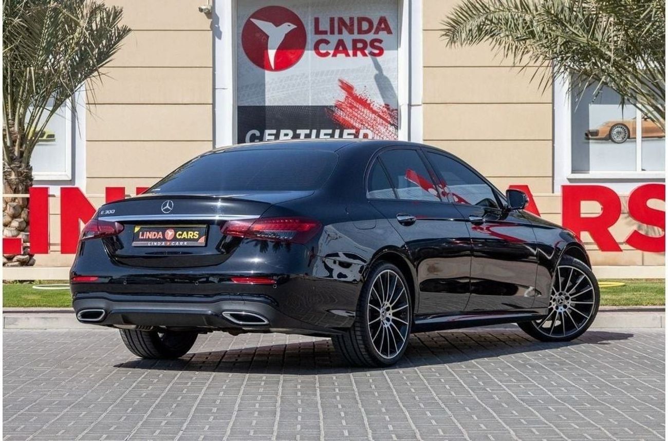 Mercedes-Benz E300 Mercedes-Benz E300 2022 GCC under Agency Warranty and Service Contract with Flexible Down-Paymen