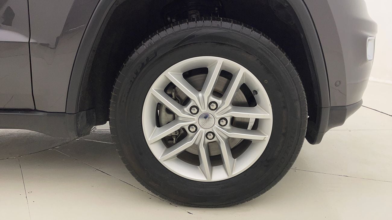 Jeep Grand Cherokee LAREDO 3.6 | Zero Down Payment | Home Test Drive