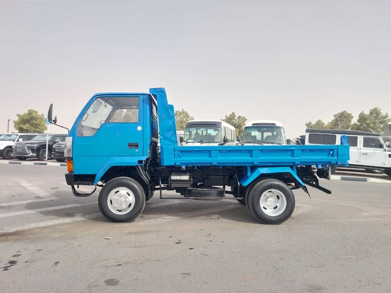 Mitsubishi Fuso Canter MITSUBISHI CANTER DUMPER TRUCK RHD 1987 MODEL 3.5 L DIESEL MANUAL(PM10095)