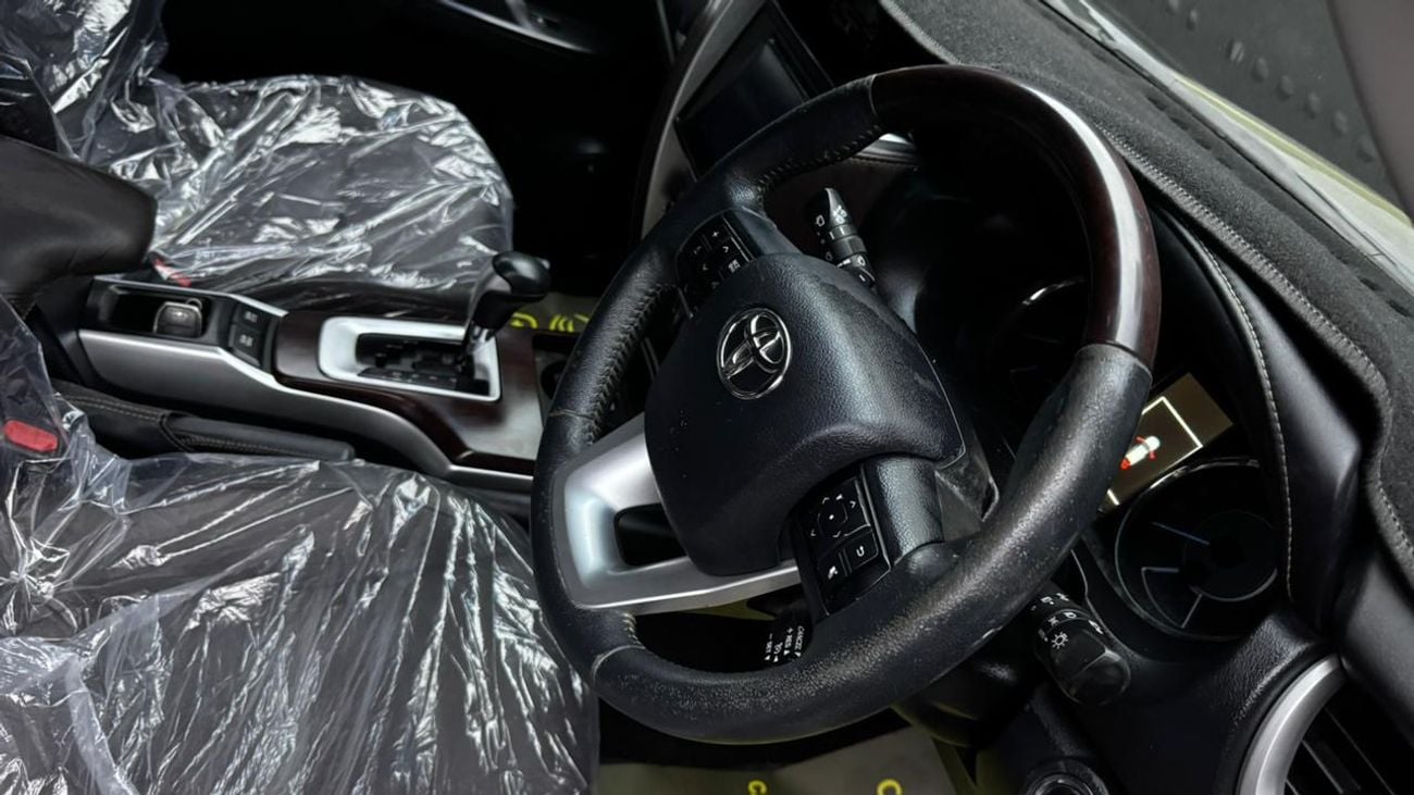 Toyota Fortuner DIESEL 2.8 LITER ,RHD .AUTOMATIC FULL OPTION