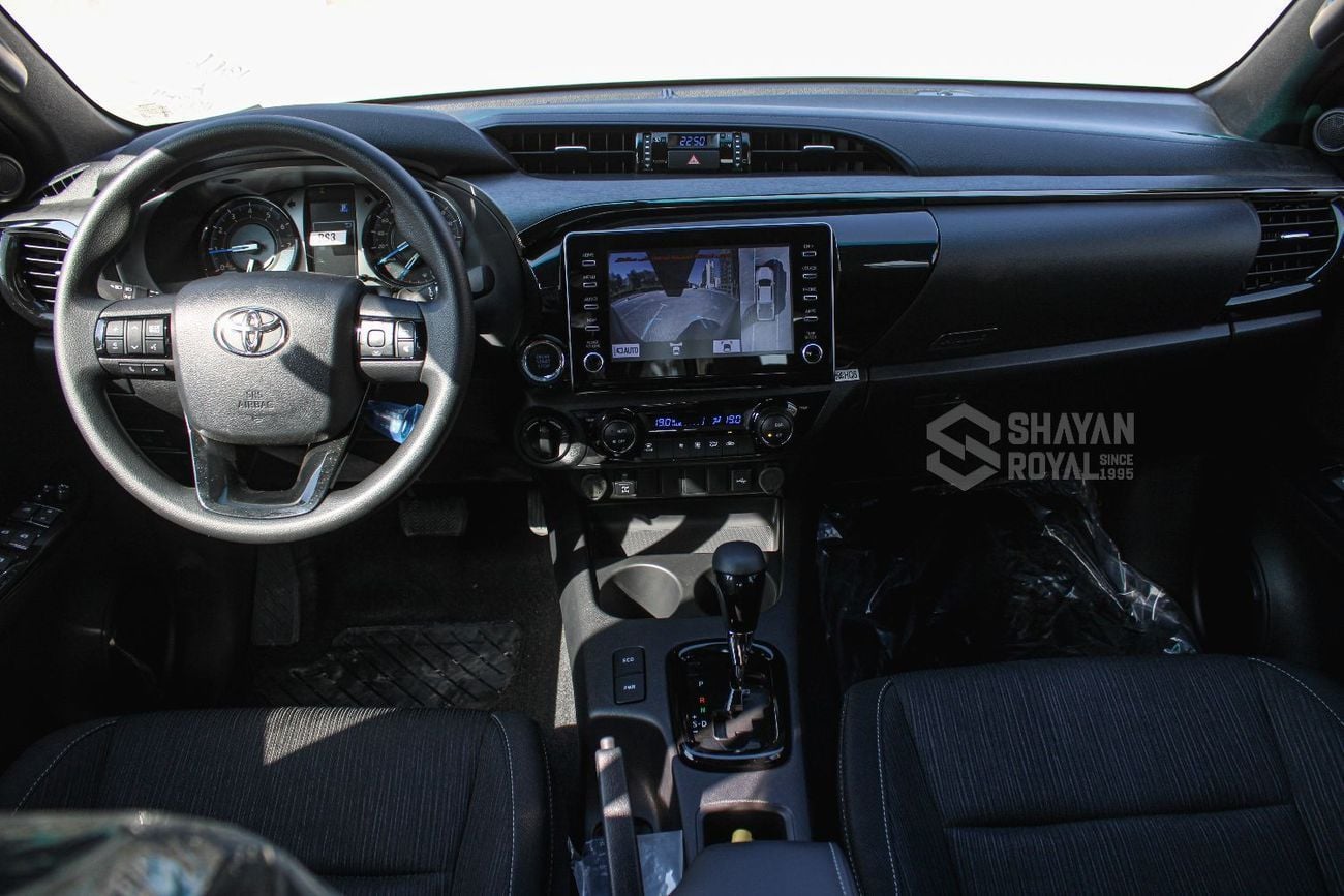 تويوتا هيلوكس ADVENTURE 4.0L V6 PETROL DC AT 4WD 2026MY
