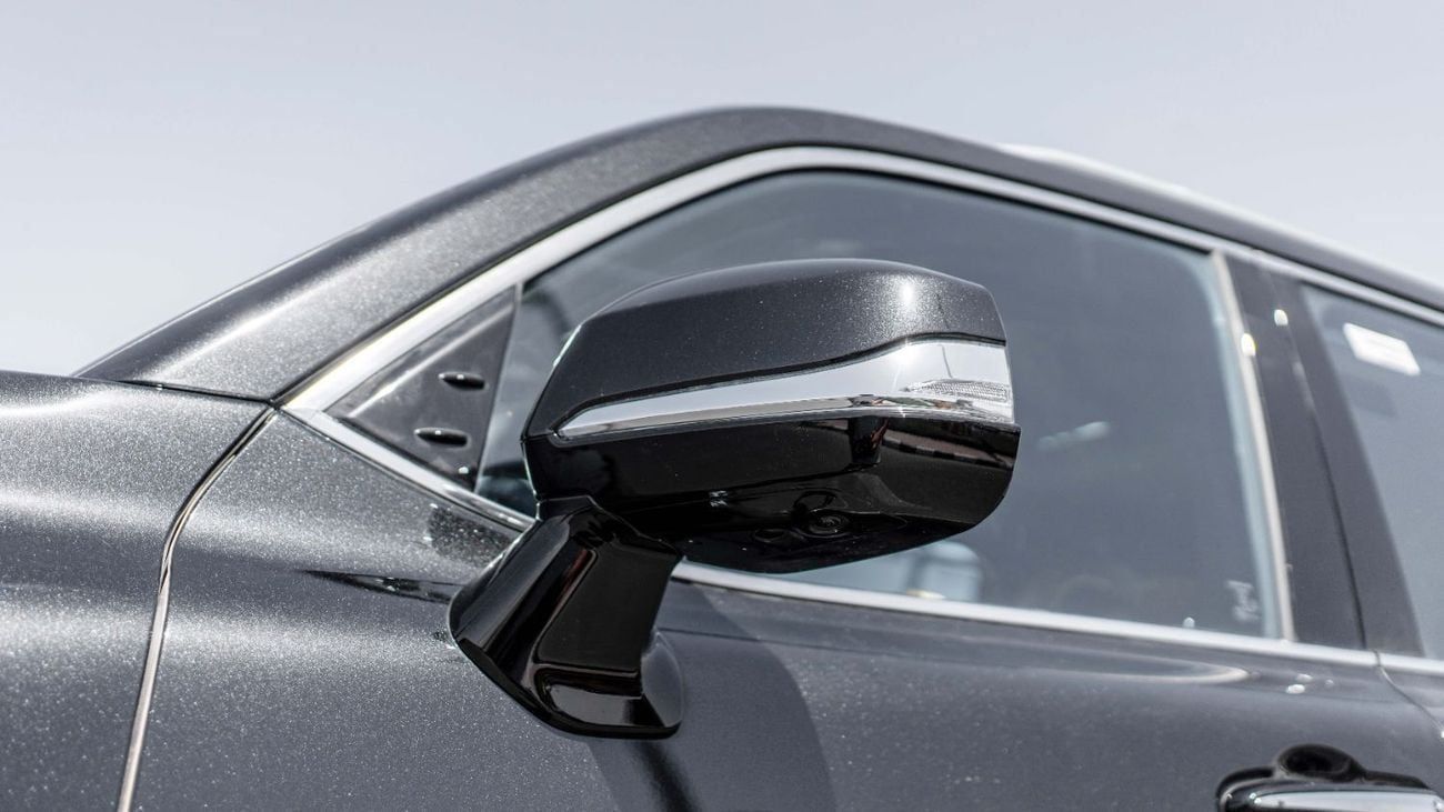 لكزس LX 600 2025 Lexus LX600 Signature 3.5L AT Petrol (Black-Red) Wood Accent