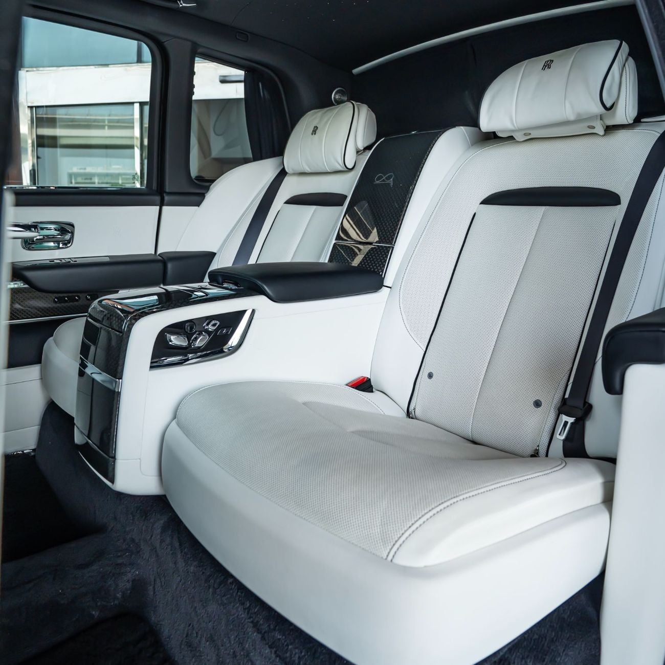 Rolls Royce Cullinan BLACK BADGE