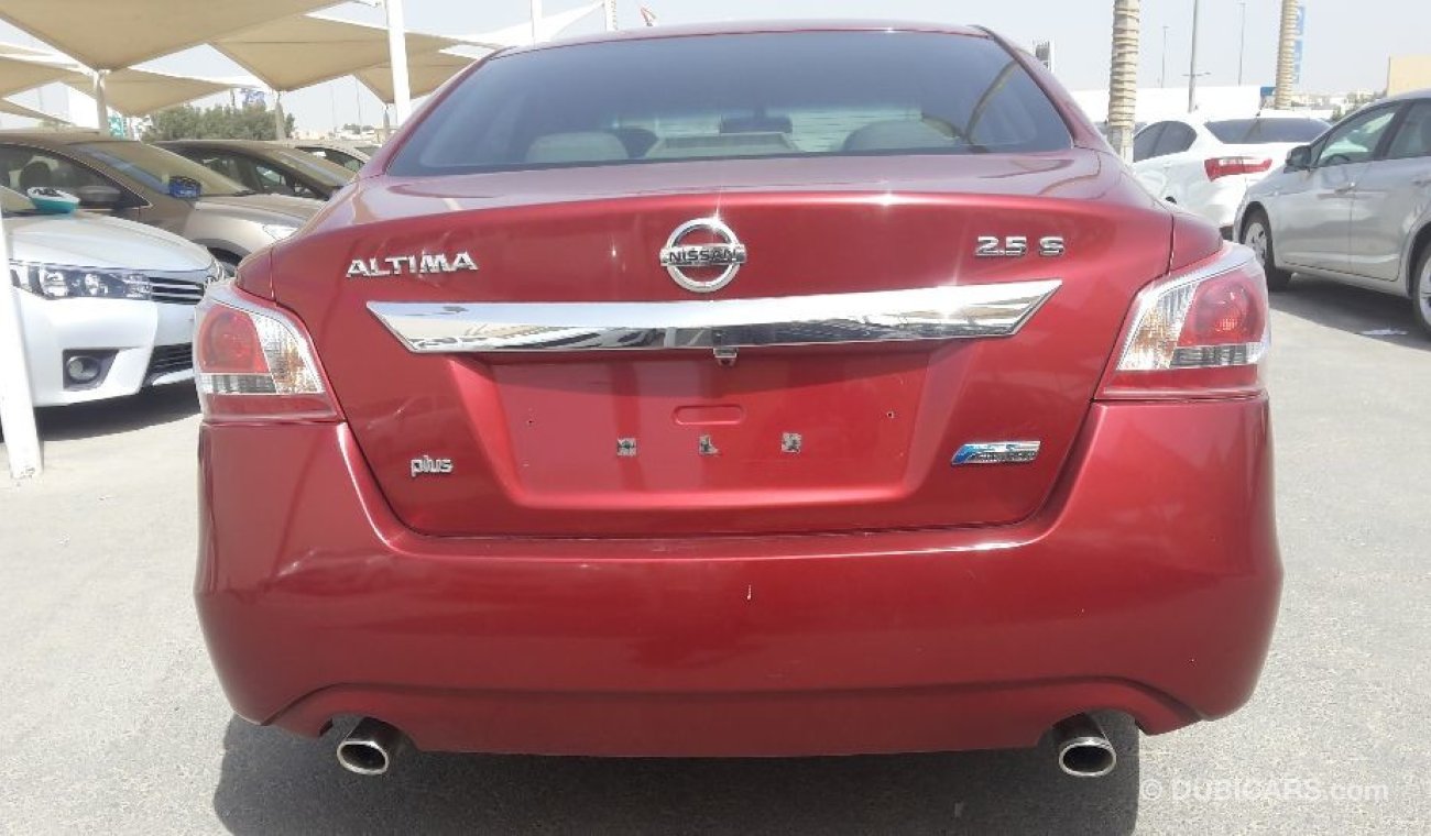 Nissan Altima