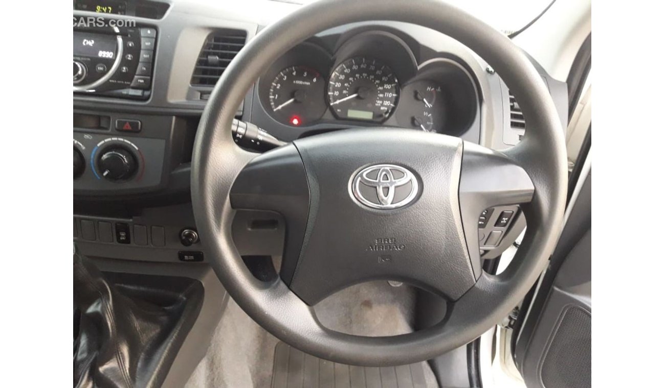 Toyota Hilux Hilux pickup RIGHT HAND DRIVE (Stock no PM27)