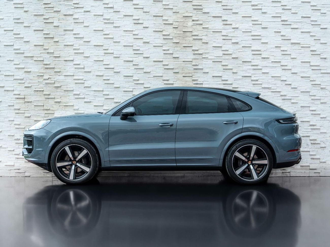 Porsche Cayenne Base Coupe