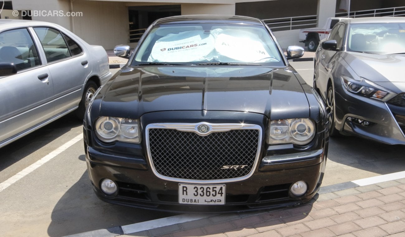 كرايسلر 300 SRT8