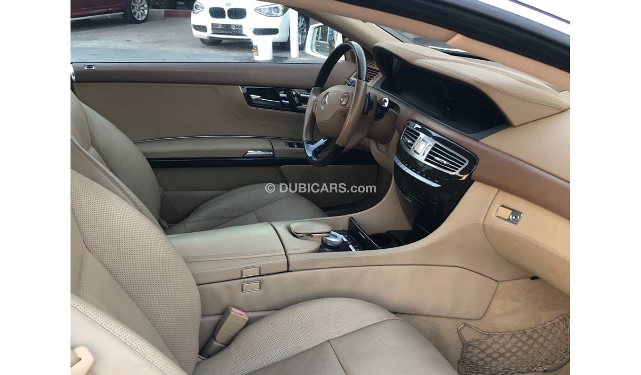 Mercedes-Benz CL 500 MERCEDES BENZ CL500 model 2010 GCC car perfect condition full option