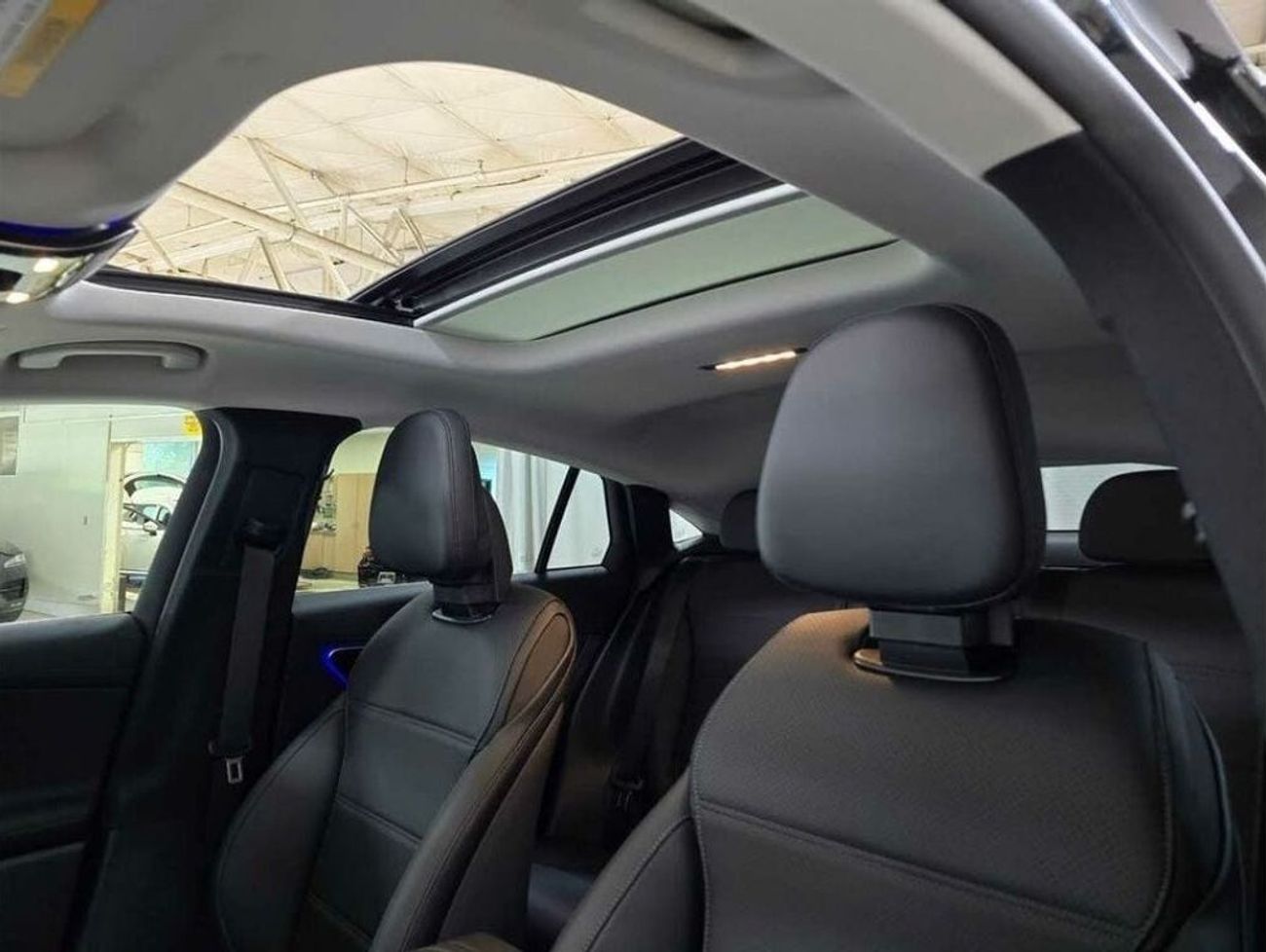 Mercedes-Benz GLC 300 Coupe 4 MATIC Brand New * Export Price *