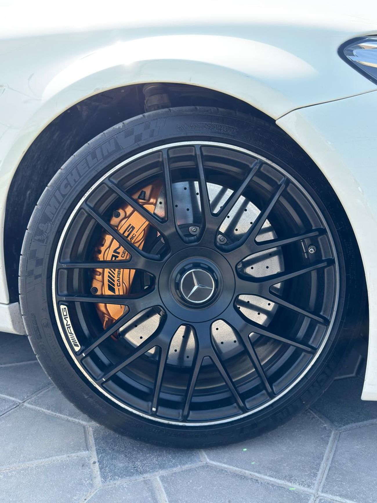 مرسيدس بنز C 63 كوبيه ✨ مرسيدس C63 S AMG ✨ كوبيه موديل : 2018 السعر : 130.000 درهم الممشي 75.000 (وارد كوري) ✨ فل اوبشن، ف