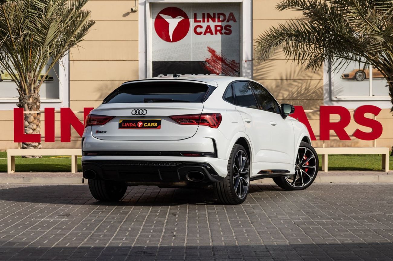 Audi RS Q3 TFSI quattro 2.5L SUV