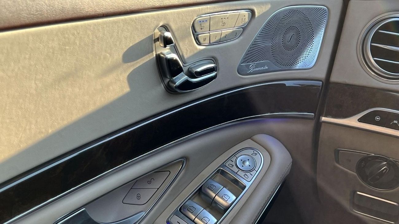 Mercedes-Benz S 560 Std 4Matic | V8 | GCC | Low Mileage