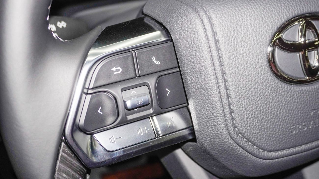 Toyota Land Cruiser GR Sport 3.5 L V6