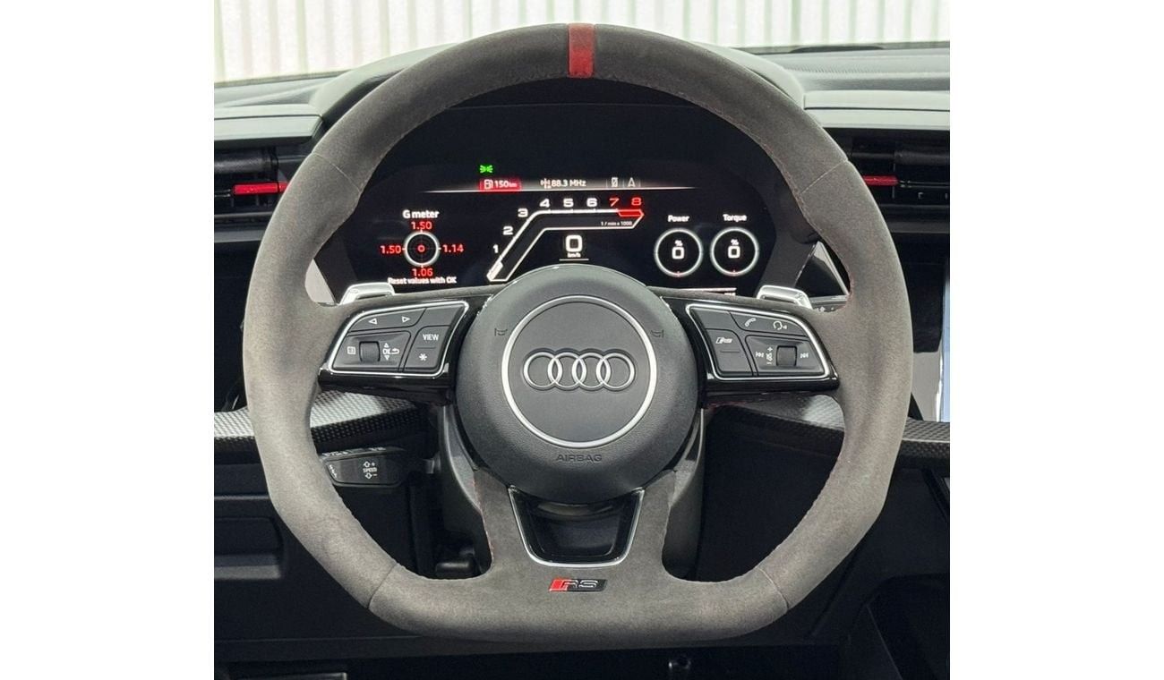 أودي RS3 TFSI quattro 2.5L Sedan 2024 Audi RS3 Quattro, Nov 2028 Audi Warranty + Service Pack, Full Options,