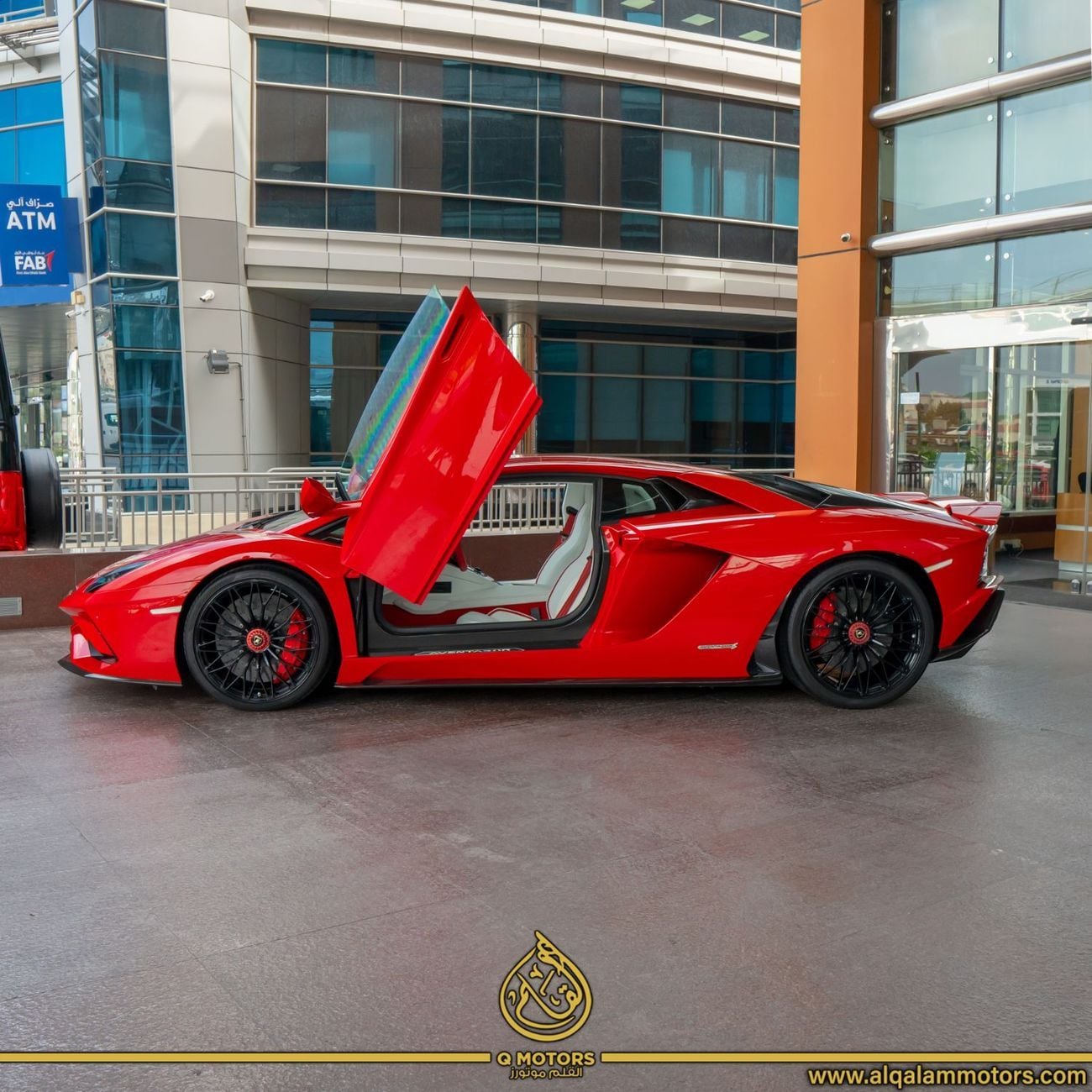 Lamborghini Aventador 2018 LAMBORGHINI AVENTADOR S ( 1 OF 1 ) GCC DONE ONLY 28,000KM