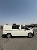 Toyota Hiace GL TOYOTA HIACE 6 SEATER GLASS VAN