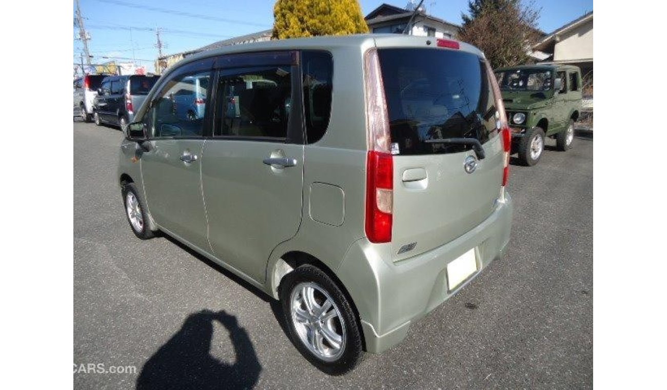 Daihatsu Move LA100S