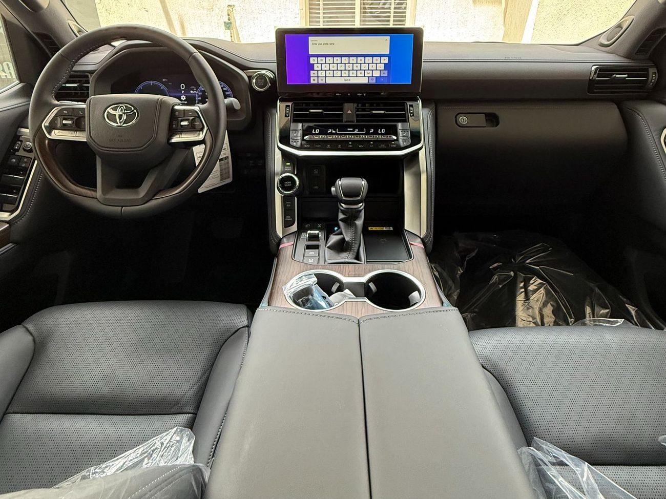 تويوتا لاند كروزر VX-HIGH 3,3 TWINTURBO DIESEL FULL ***التصدير فقط خارج الخليج***EXPORT ONLY**