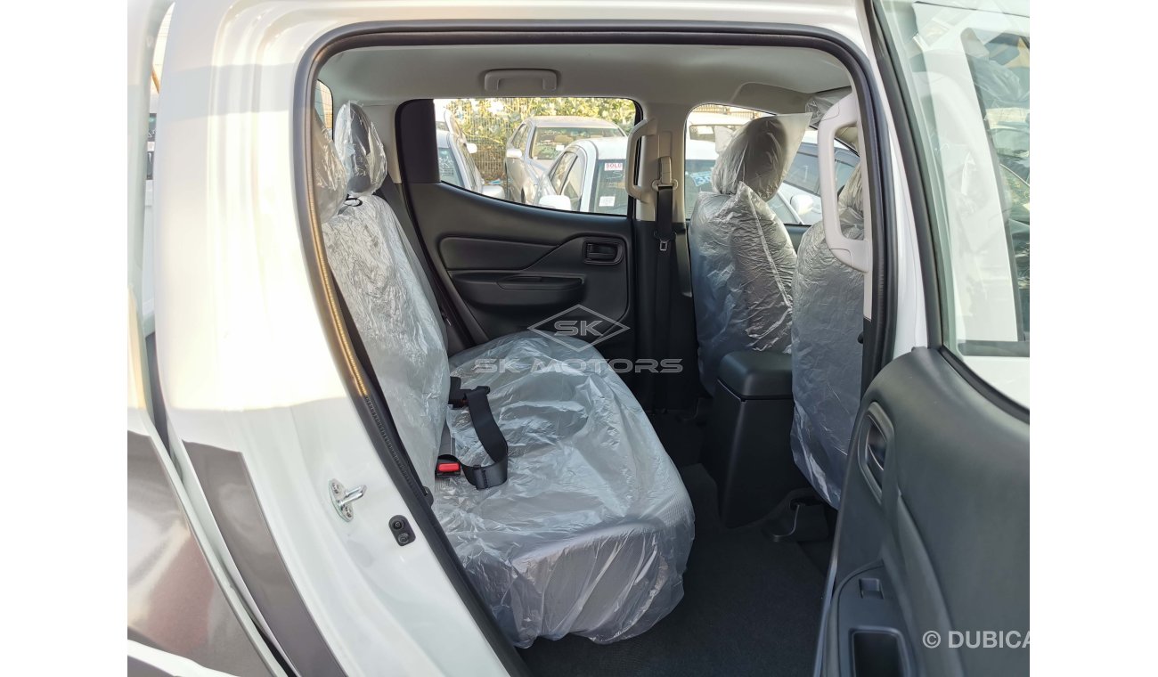 Mitsubishi L200 GLX, 2.4L Diesel, M/T, 4WD, Black Rims (Code # MLP07)