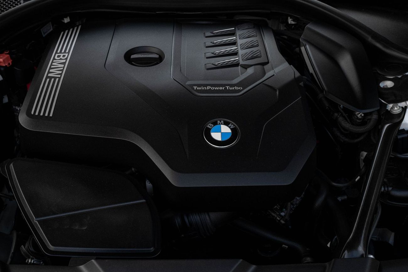 BMW 730Li Li M-KIT | 3,427 P.M  | 0% Downpayment | Full AGMC History!