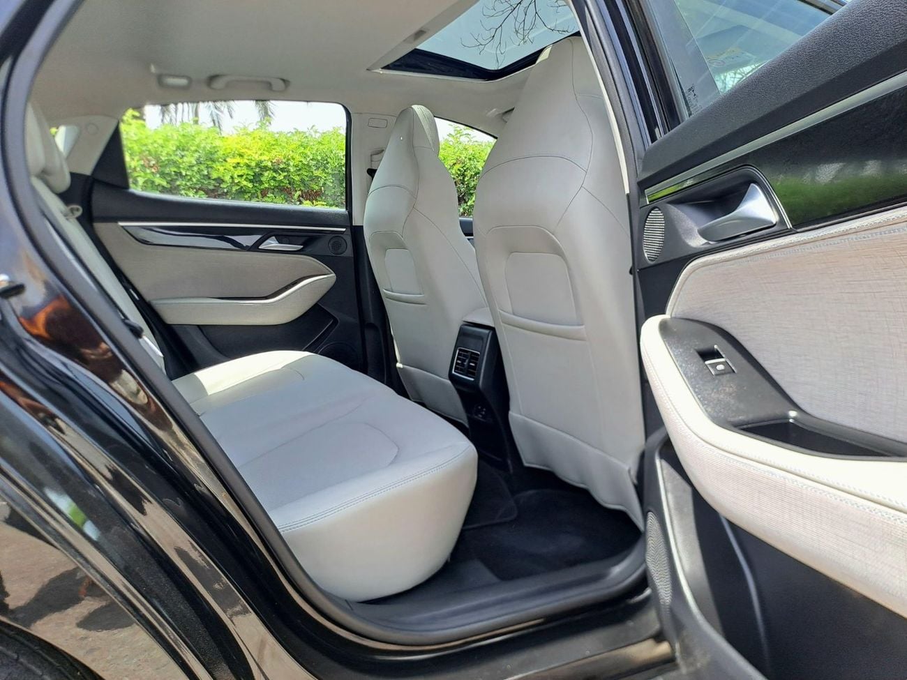 جاك J7 470-MONTHLY | JAC J7 | 2023 | GCC | FULL OPTION LUXURY | ACCIDENT FREE