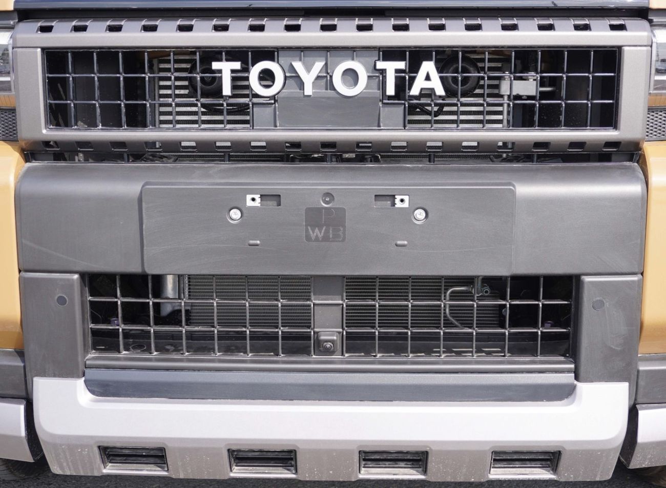 Toyota Prado PRADO FULL OPTION PETROL VXR 2.4T