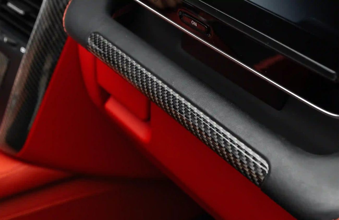 Mercedes Maybach G 650 6.0 L V-12 Biturbo Engine