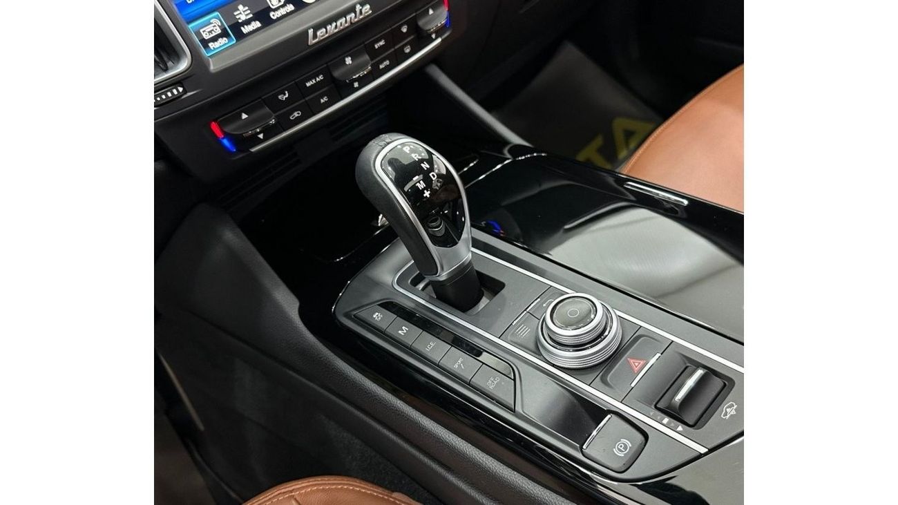 مازيراتي ليفونت Std 2017 Maserati Levante, September 2024 Maserati Warranty, Full Maserati Service History, Low Kms,