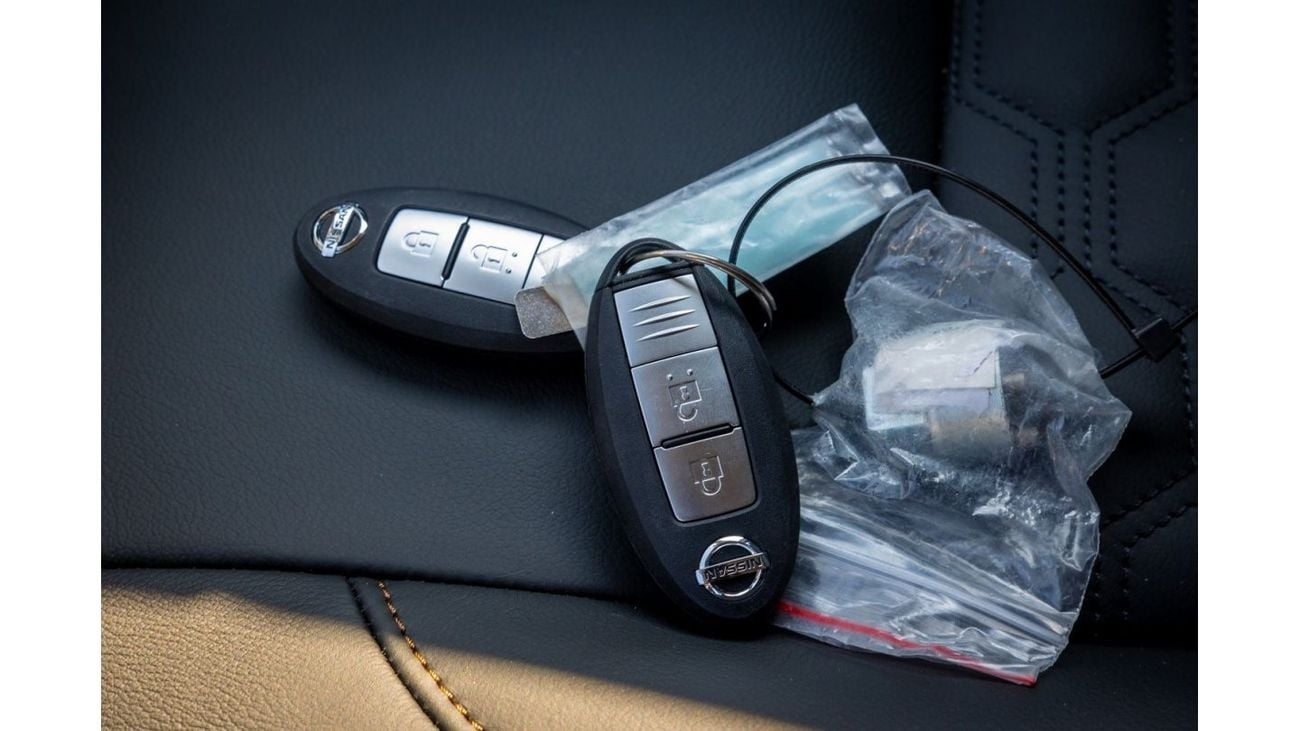 Nissan Navara LE Petrol 2.5L 4x4 M/T DC Plus MY2023 / Incomparable Prices / Book Now