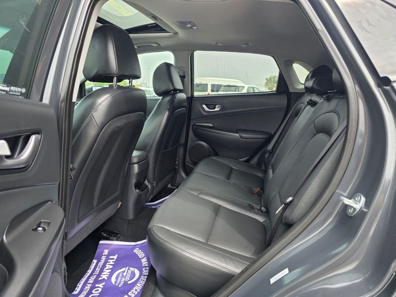 Hyundai Kona 1.6 Limited Turbo Sunroof, Push button, original leather seats and Parking sensors