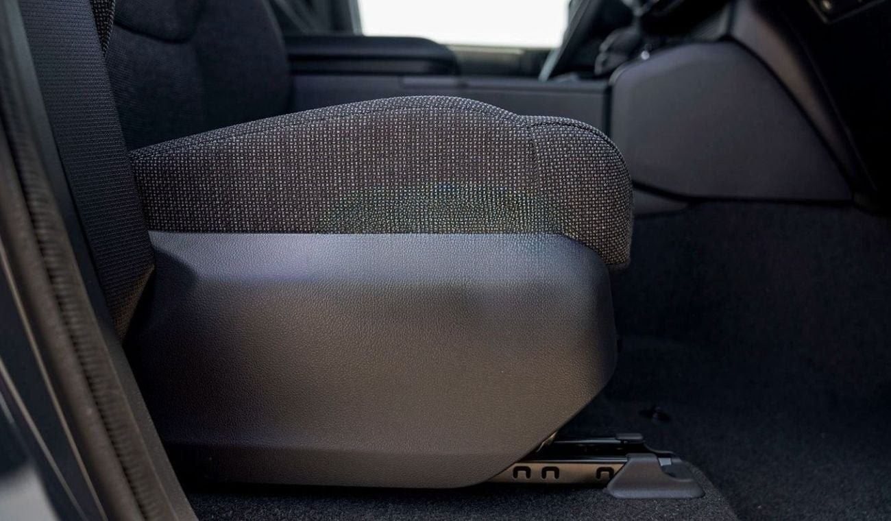 تويوتا برادو (LHD) TOYOTA PRADO 250 TXL 2.8D AT MY2025 - GREY