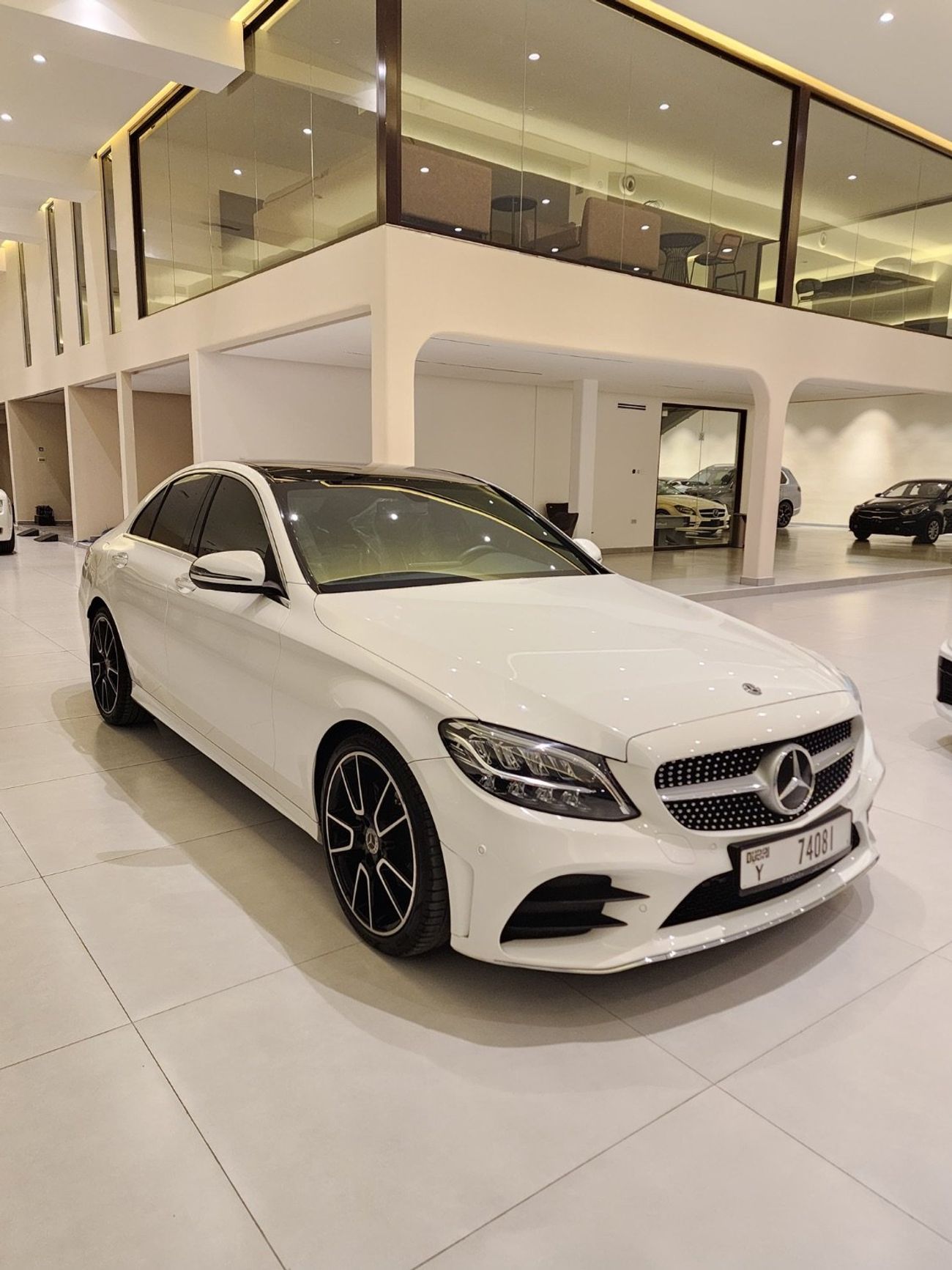 Mercedes-Benz C 200 Premium 2.0L