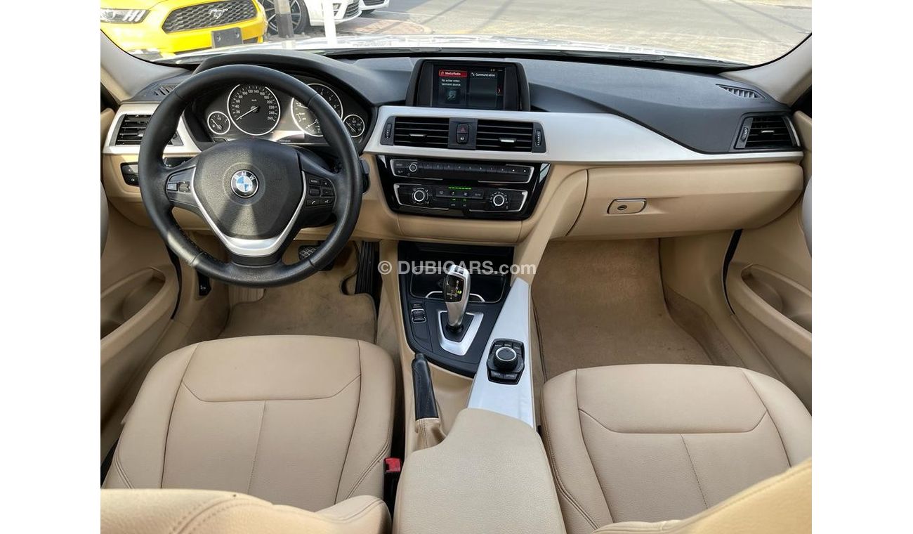 بي أم دبليو 320 Std BM 320 2018