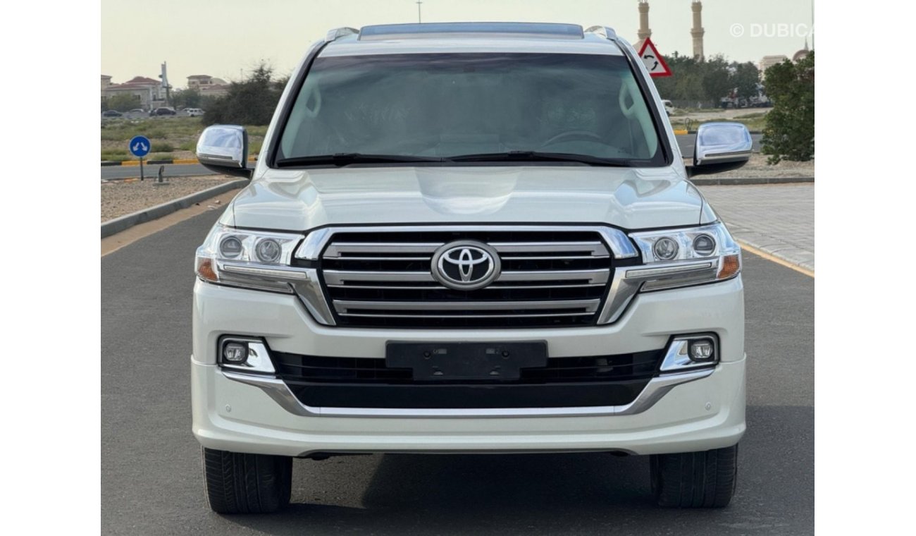 Toyota Land Cruiser VXR