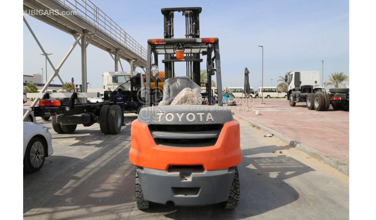 Toyota Fork lift DIESEL 5 TON W/SIDE SHIFT 2 STAGE 3 LEVER 4.5M LIFT HEIGHT MY23