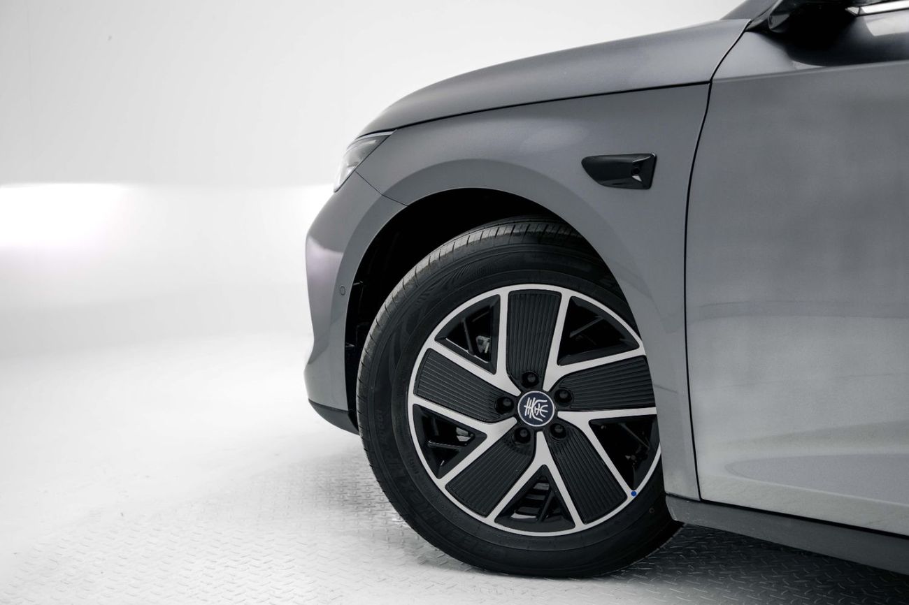 بي واي دي كين ال دي ام-اي ID Superior 1.5L - Grey Inside Grey | Export Only