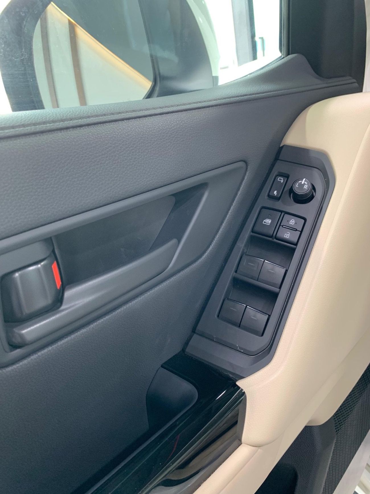 Toyota Land Cruiser GXR 3.5L