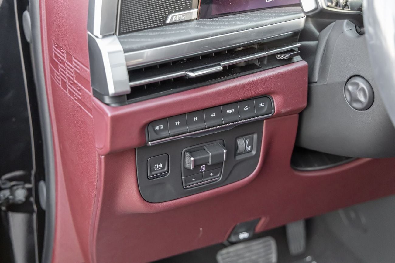 كاديلاك إسكالاد Sport 6.2L AWD Cadillac Escalade Sport - 2025 Brand New (Export)