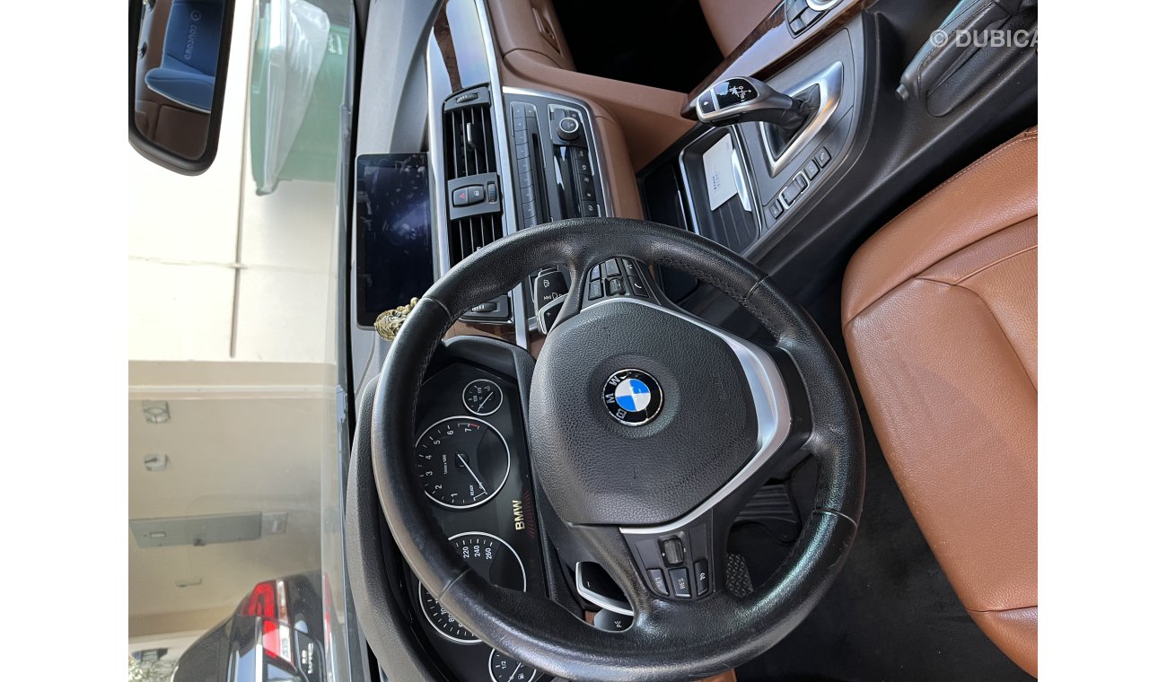 BMW 335i Luxury