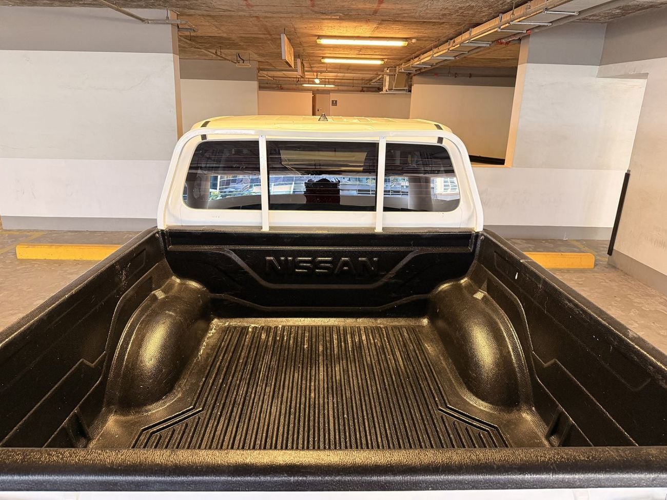 Nissan Navara Std 2.5L 4WD A/T