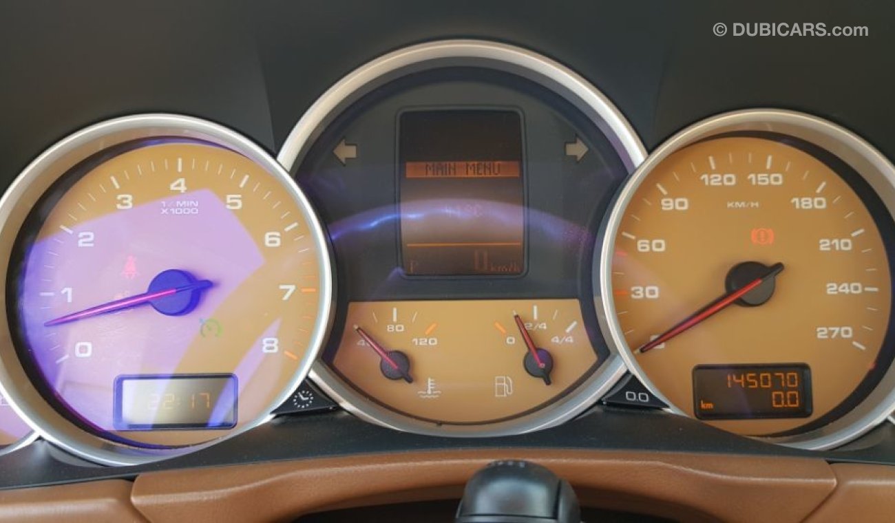 Porsche Cayenne GTS 2009 Gulf specs Full options panorama roof