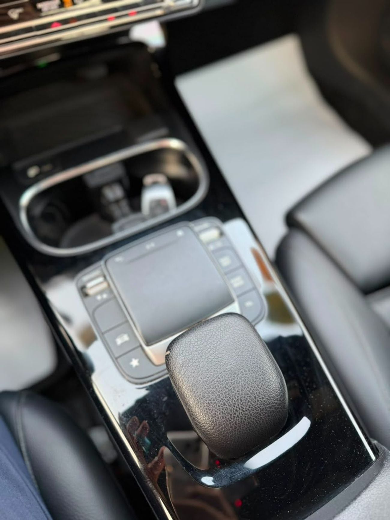 Mercedes Benz CLA250 PREMIUM