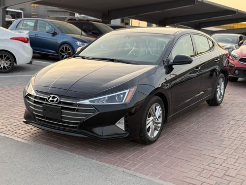 هيونداي إلانترا Comfort 1.6L